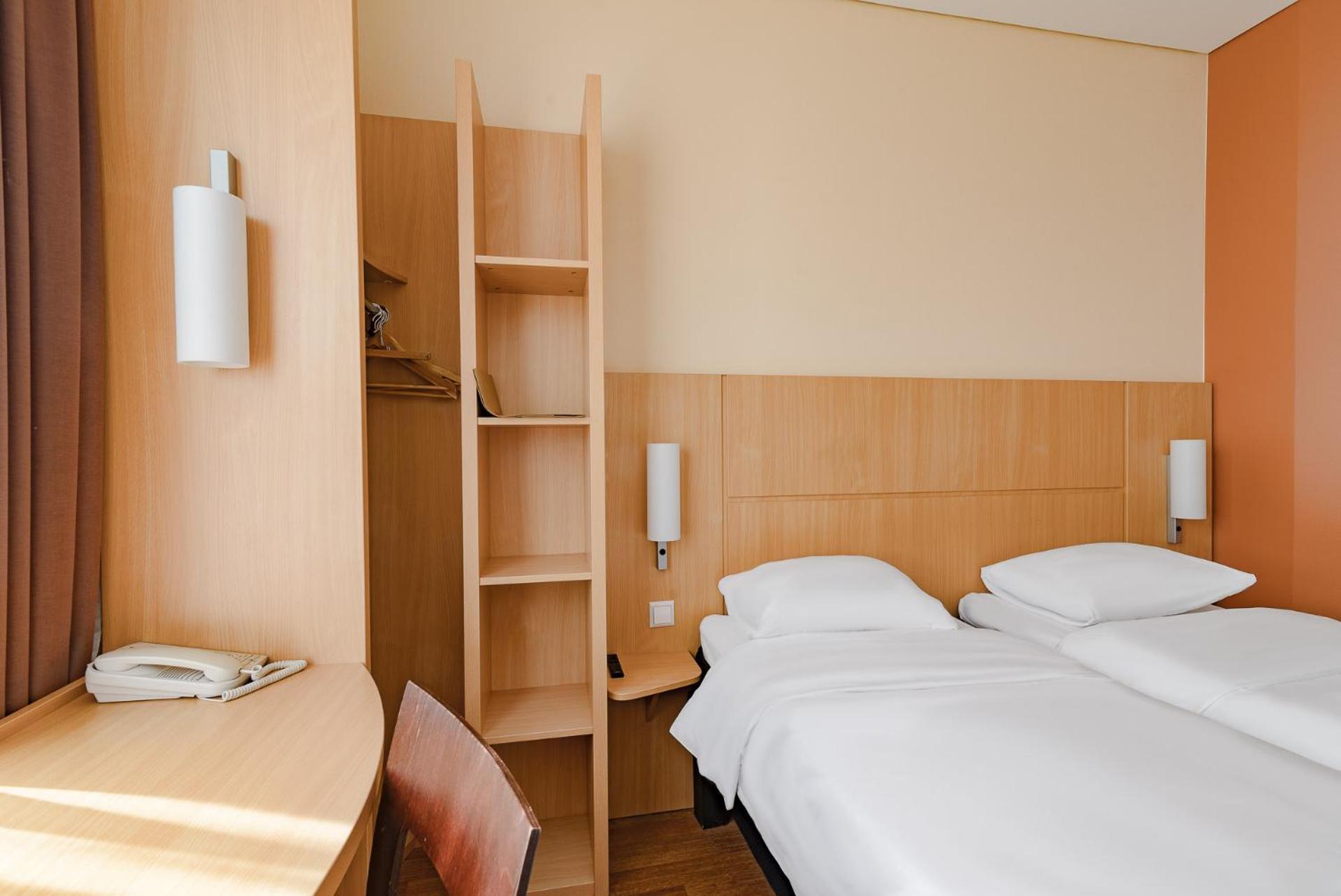 Ibis Kaunas Centre Dış mekan fotoğraf